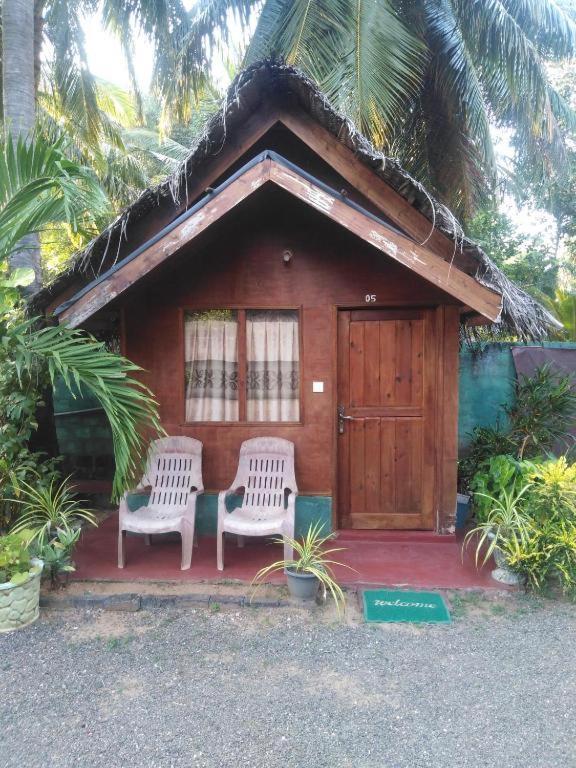 Blue Ocean Cabana Hotel Trincomalee Exterior foto