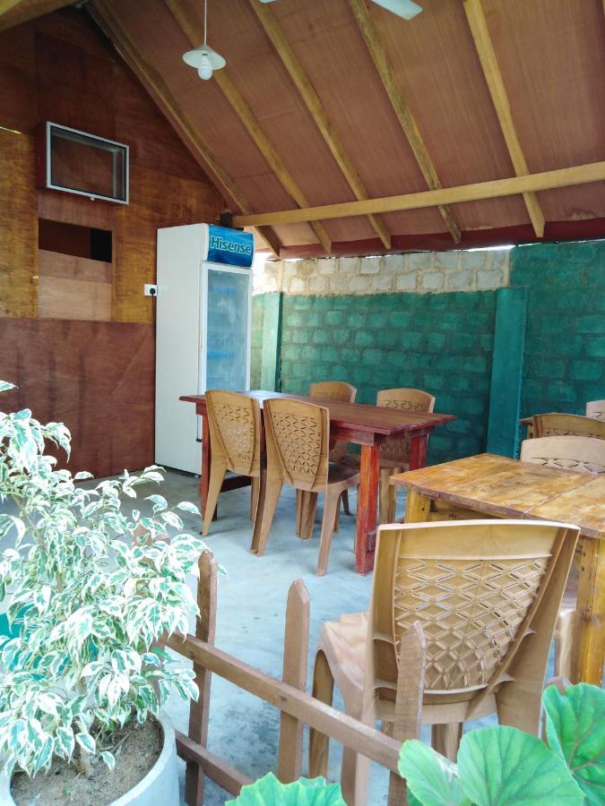 Blue Ocean Cabana Hotel Trincomalee Exterior foto